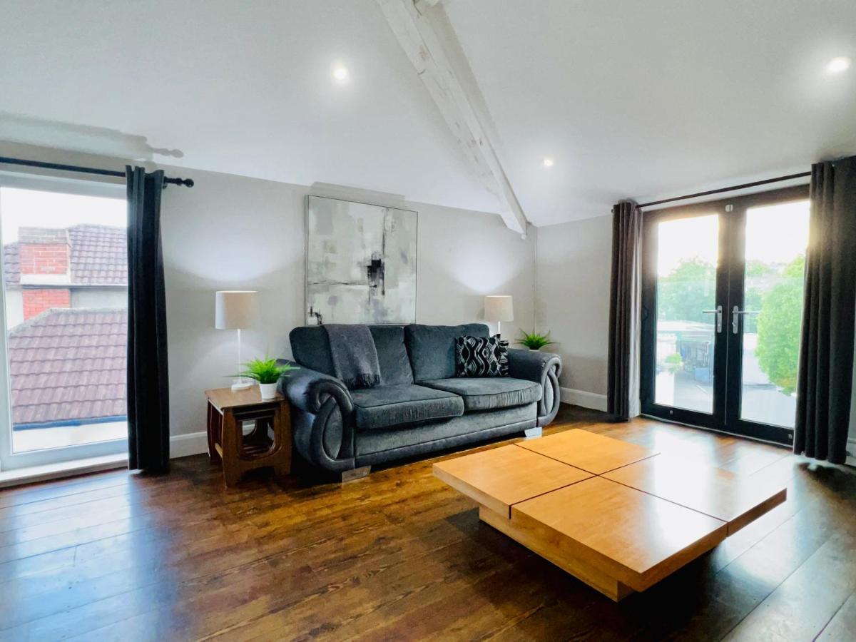 Smart-Home In Original Victorian Building Bristol Esterno foto