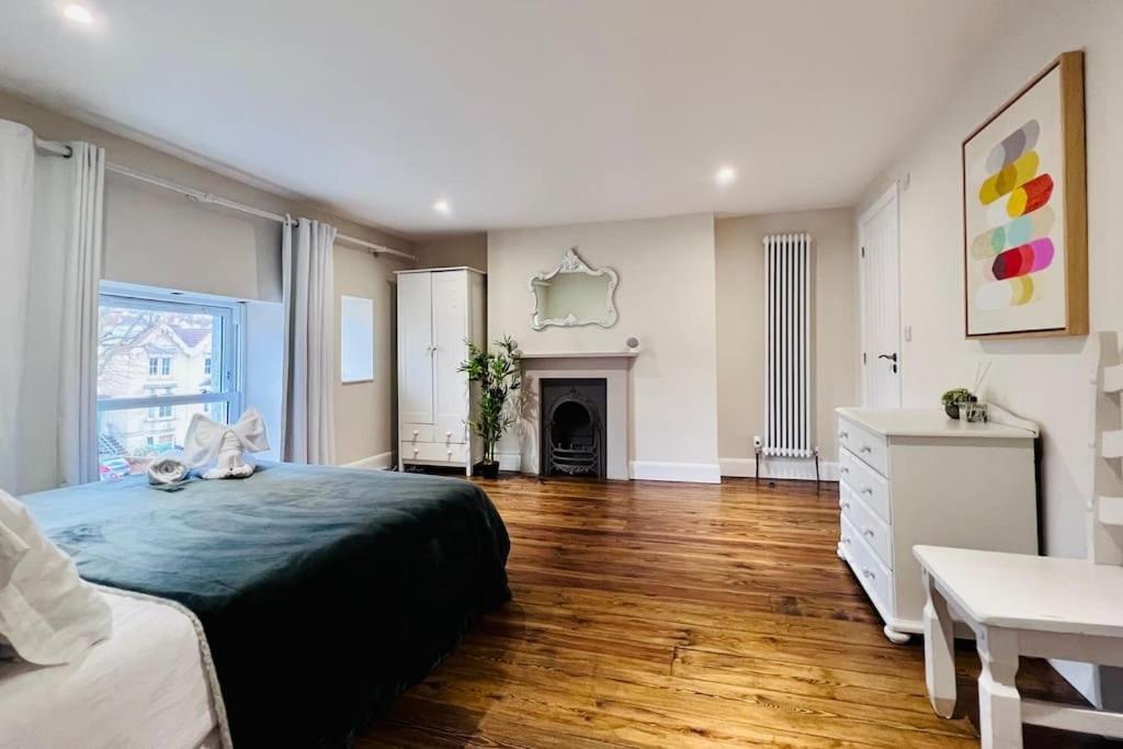 Smart-Home In Original Victorian Building Bristol Esterno foto